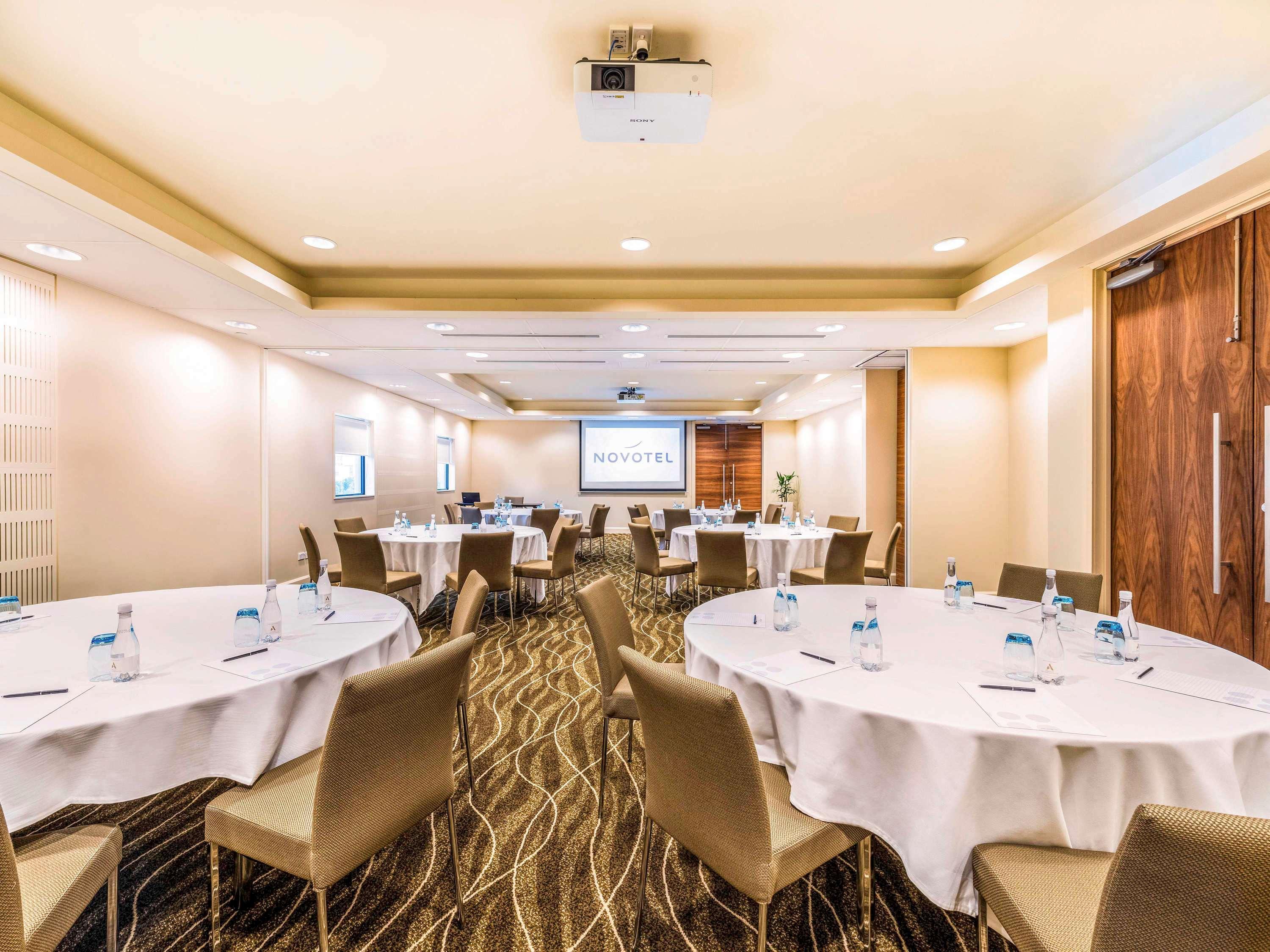 Novotel Christchurch Cathedral Square מראה חיצוני תמונה